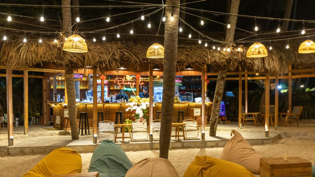 playa del coco nightlife